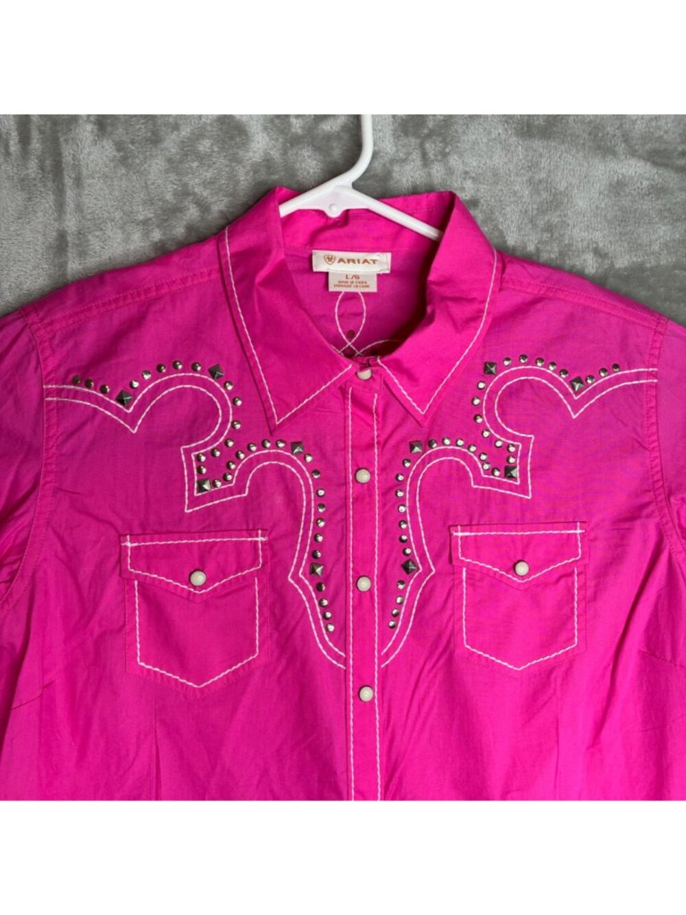 Ariat Womens Pink Western Shirt With Rhinestone Accents Snap Buttons Size Large - Picture 3 of 9